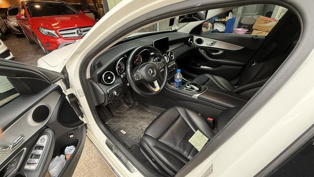 M-BENZ賓士 C200  第3張相片