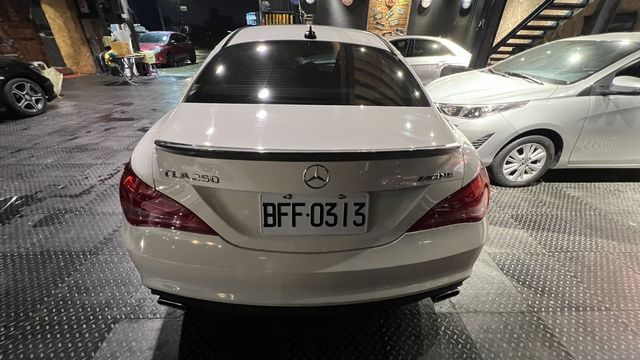 M-BENZ賓士 CLA250  第4張相片