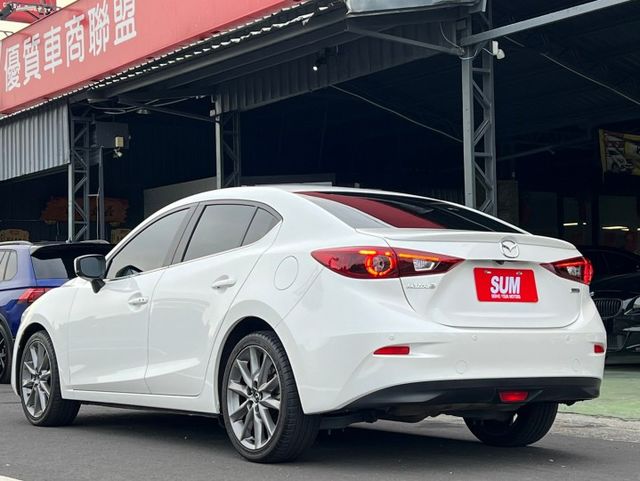 MAZDA3 旗艦版 BOSE音響.電動椅.抬頭顯示器.電子手煞.盲點.摸門解鎖等配備 屏東中古車推薦：汶松國際汽車  第4張相片