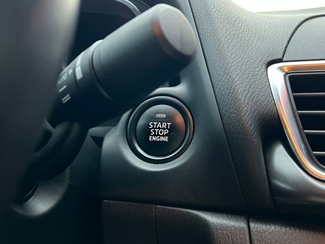 MAZDA3 旗艦版 BOSE音響.電動椅.抬頭顯示器.電子手煞.盲點.摸門解鎖等配備 屏東中古車推薦：汶松國際汽車  第16張相片