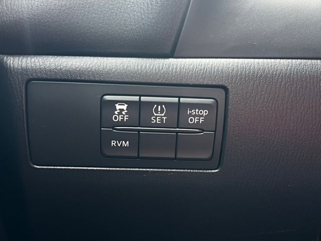 MAZDA3 4D 頂級版 實跑保證 摸門免鑰匙 天窗 抬頭顯示器 盲點等配備 屏東中古車推薦：汶松國際汽車  第18張相片