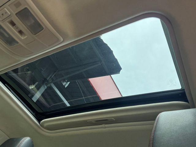 MAZDA3 4D 頂級版 實跑保證 摸門免鑰匙 天窗 抬頭顯示器 盲點等配備 屏東中古車推薦：汶松國際汽車  第20張相片