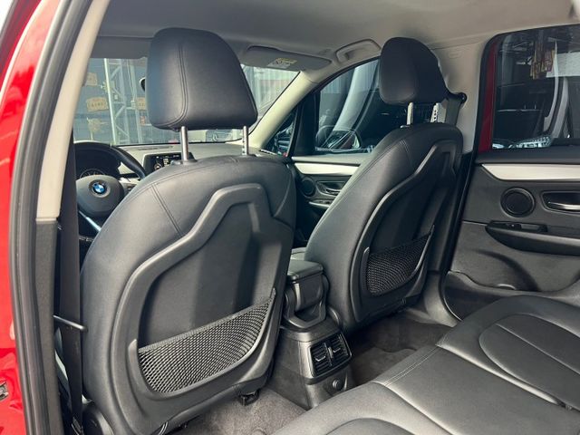 BMW 218I 五門車 媽媽代步買菜首選 國產車的價格升級雙B 屏東中古車推薦：汶松國際汽車  第12張相片
