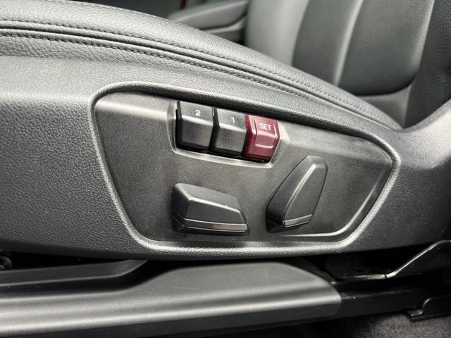 BMW 218I 五門車 媽媽代步買菜首選 國產車的價格升級雙B 屏東中古車推薦：汶松國際汽車  第13張相片
