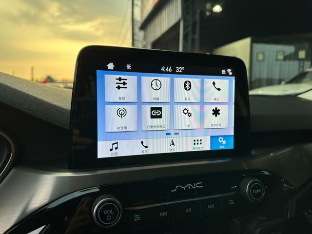 4D 旗艦款 盲點偵測 抬頭顯示器 B&O音響 I-KEY ACC定速巡航等配備 屏東中古車推薦：汶松國際汽車  第15張相片
