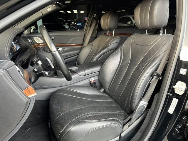 W222 S400L 認證車 里程保證 全車黑化63包 新款頭尾燈 老闆座駕屏東中古車推薦：汶松國際  第9張相片