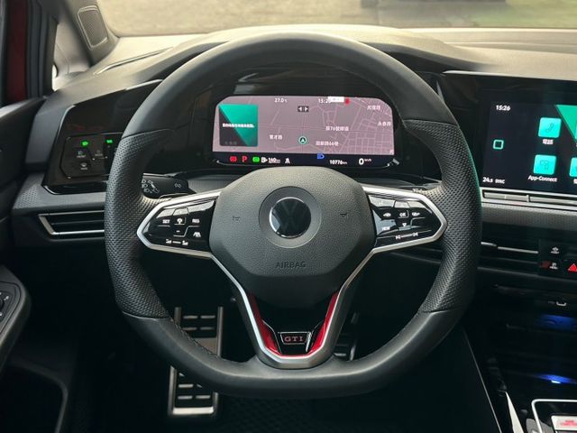 GOLF GTI 2.0 一手車 原廠保固中 資料齊全  ACC主動式智慧定速系統 換檔撥片 屏東中古車推薦：汶松國際  第8張相片