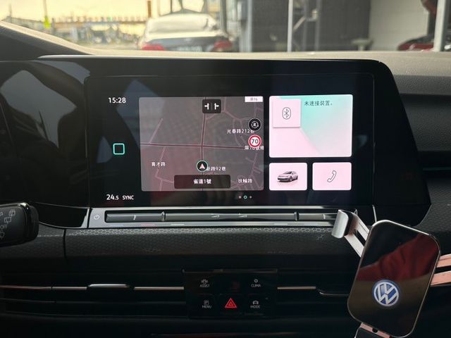 GOLF GTI 2.0 一手車 原廠保固中 資料齊全  ACC主動式智慧定速系統 換檔撥片 屏東中古車推薦：汶松國際  第16張相片