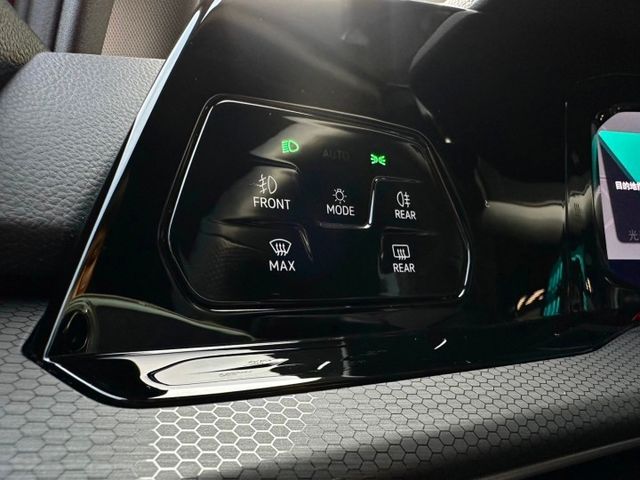 GOLF GTI 2.0 一手車 原廠保固中 資料齊全  ACC主動式智慧定速系統 換檔撥片 屏東中古車推薦：汶松國際  第19張相片