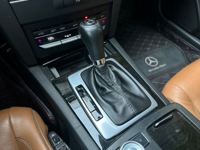 E250 AMG COUPE 鈑件原認證車 10向電動記憶坐椅/定速巡航/全景天窗等配備 屏東中古車:汶松國際  第11張相片