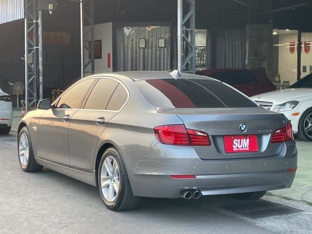 528I 低里程 環保按鍵更換 雙前電動座椅 天窗 倒車顯影 雙區恆溫空調 IKEY 定速 屏東進口車推薦：汶松國際汽車  第3張相片