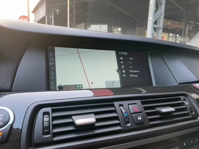 528I 低里程 環保按鍵更換 雙前電動座椅 天窗 倒車顯影 雙區恆溫空調 IKEY 定速 屏東進口車推薦：汶松國際汽車  第16張相片