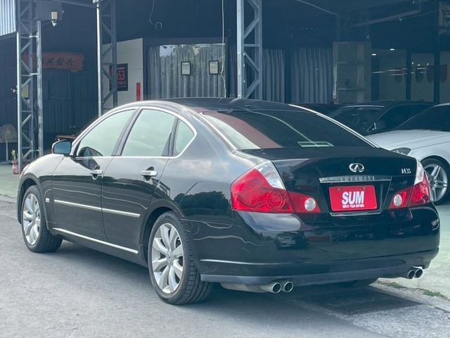 M35 新車1/10不到的價格買到十年前的夢想 冷熱雙前電動座椅 倒車顯影 BOSE音響 屏東中古車推薦：汶松國際汽車  第3張相片