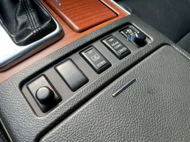 M35 新車1/10不到的價格買到十年前的夢想 冷熱雙前電動座椅 倒車顯影 BOSE音響 屏東中古車推薦：汶松國際汽車  第16張相片