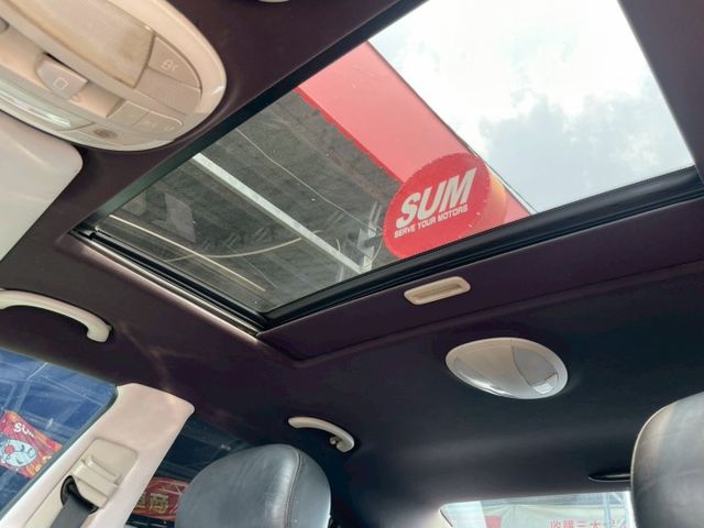 W219 CLS 550 AMG 定速 倒車顯影 多功能方向盤 恆溫空調 電動尾門  天窗 屏東進口車推薦：汶松國際汽車  第18張相片