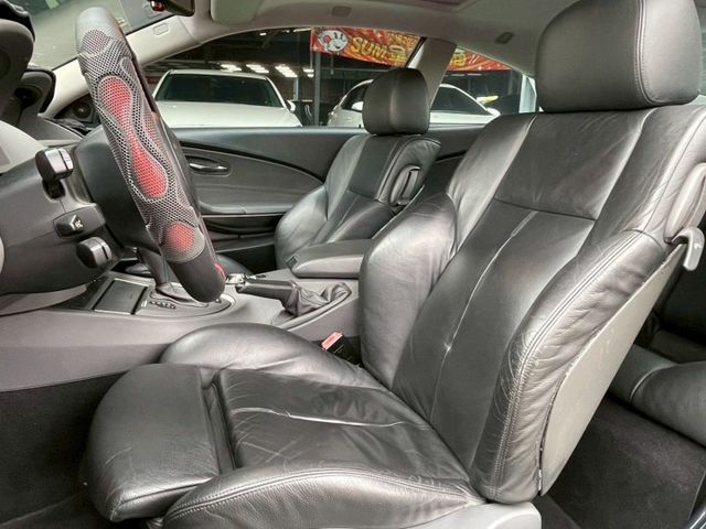 E63 645CI V8暴力美學 定速 雙前電動座椅 前後倒車雷達 天窗 恆溫空調  屏東進口車推薦：汶松國際  第6張相片