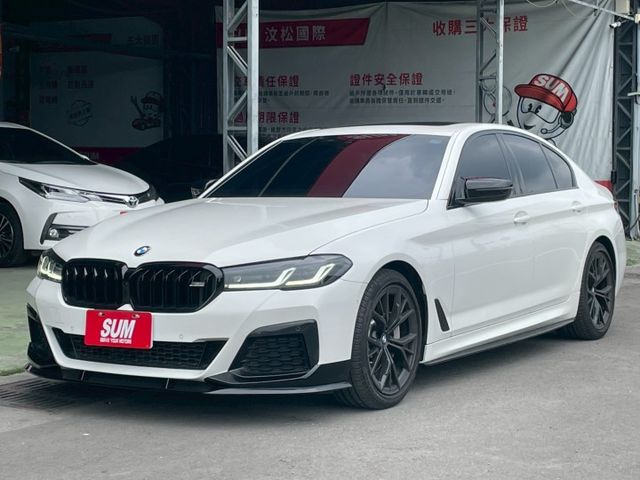 G30 530I 摸門解鎖 盲點偵測 定速跟車 Apple Carplay 電動尾門 天窗 屏東進口車推薦：汶松國際  第1張相片
