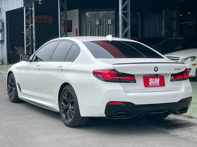 G30 530I 摸門解鎖 盲點偵測 定速跟車 Apple Carplay 電動尾門 天窗 屏東進口車推薦：汶松國際  第3張相片