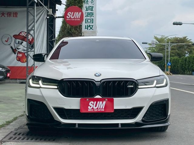G30 530I 摸門解鎖 盲點偵測 定速跟車 Apple Carplay 電動尾門 天窗 屏東進口車推薦：汶松國際  第4張相片