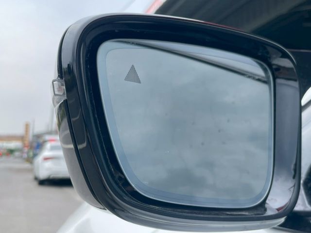 G30 530I 摸門解鎖 盲點偵測 定速跟車 Apple Carplay 電動尾門 天窗 屏東進口車推薦：汶松國際  第7張相片