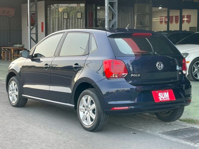POLO 代步小車首選 低里程 倒車顯影 多媒體影音系統 導航系統 ISOFIX 屏東二手車推薦：汶松國際汽車  第3張相片