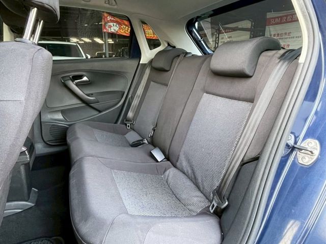 POLO 代步小車首選 低里程 倒車顯影 多媒體影音系統 導航系統 ISOFIX 屏東二手車推薦：汶松國際汽車  第8張相片