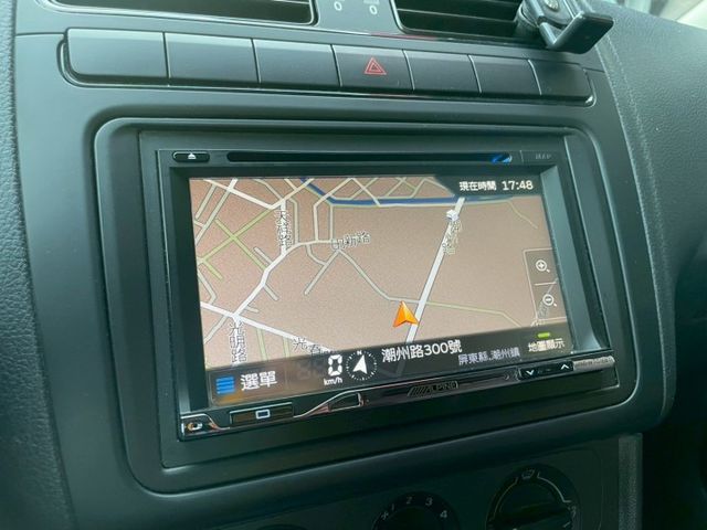 POLO 代步小車首選 低里程 倒車顯影 多媒體影音系統 導航系統 ISOFIX 屏東二手車推薦：汶松國際汽車  第14張相片