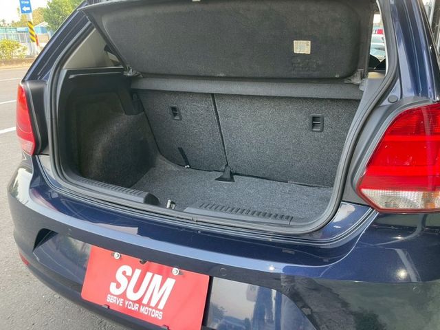 POLO 代步小車首選 低里程 倒車顯影 多媒體影音系統 導航系統 ISOFIX 屏東二手車推薦：汶松國際汽車  第17張相片