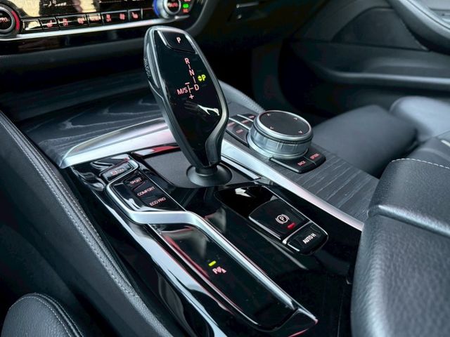 G30 530I Msport 電尾門 5AS智慧輔助套件 前後座椅加熱等配備 高雄進口車推薦：汶松國際汽車  第17張相片