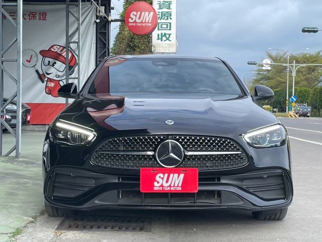 w206 C300 AMG夜色套件 原鈑件 電尾門 64色氛圍燈 盲點 環景等配備 屏東進口車推薦：汶松國際汽車  第4張相片