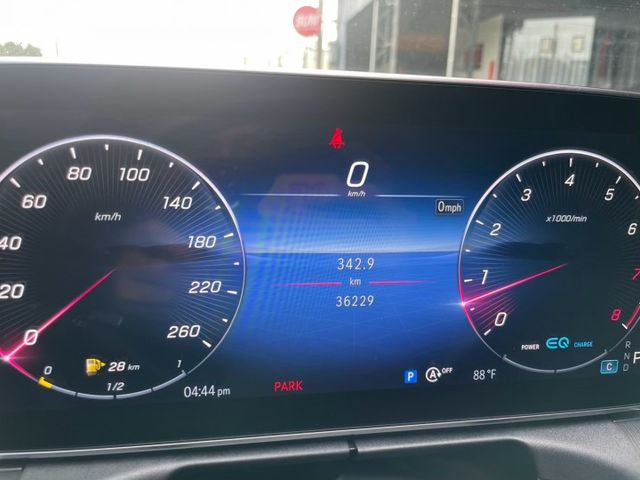 w206 C300 AMG夜色套件 原鈑件 電尾門 64色氛圍燈 盲點 環景等配備 屏東進口車推薦：汶松國際汽車  第13張相片