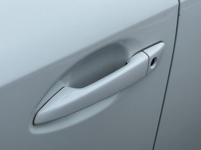 F-Sport Navi 馬克萊文森音響｜電動天窗｜LED光感應頭燈｜紅色皮椅等配備 屏東中古車推薦：汶松國際汽車  第16張相片