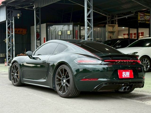718 CAYMAN 里程保證可認證 跑車計時套件 電動升降尾翼 20吋鋁圈 改裝音響  屏東進口車推薦：汶松國際汽車  第3張相片