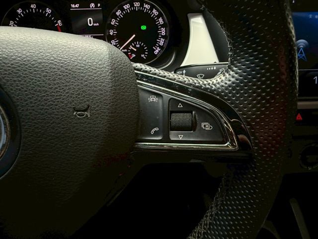 都市好代步 市區好停車 前後錄行車紀錄器 免鑰匙啟動 倒車顯影 安卓機已安裝好 屏東中古車推薦：汶松國際汽車  第11張相片