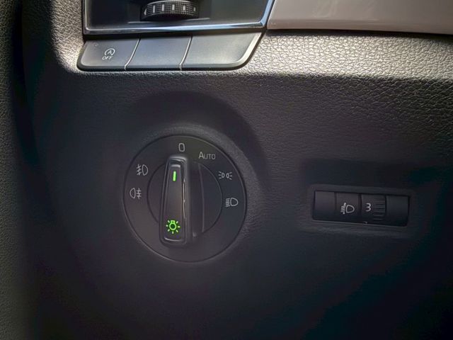 都市好代步 市區好停車 前後錄行車紀錄器 免鑰匙啟動 倒車顯影 安卓機已安裝好 屏東中古車推薦：汶松國際汽車  第12張相片