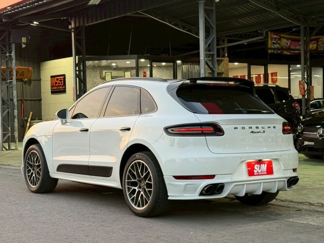 MACAN S 空力套件 定速  電動記憶座椅 跑計 環景系統 BOSE音響 屏東進口車推薦:汶松國際汽車  第3張相片