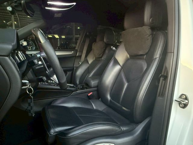 MACAN S 空力套件 定速  電動記憶座椅 跑計 環景系統 BOSE音響 屏東進口車推薦:汶松國際汽車  第6張相片