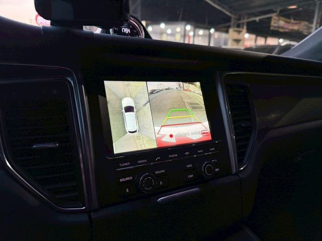 MACAN S 空力套件 定速  電動記憶座椅 跑計 環景系統 BOSE音響 屏東進口車推薦:汶松國際汽車  第15張相片