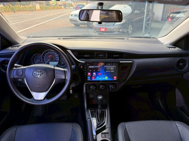 2017 Altis 優質代步首選 外觀內裝乾淨如新 安卓機已安裝 倒車顯影 屏東中古車推薦:汶松國際汽車  第6張相片