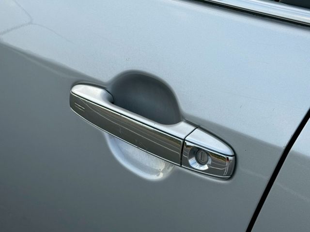 CAMRY Q版 改裝安卓機及360環景系統 I-KEY 摸門 雙前電動通風椅 抬顯 後座遮陽簾 電池健康 屏東中古車  第6張相片