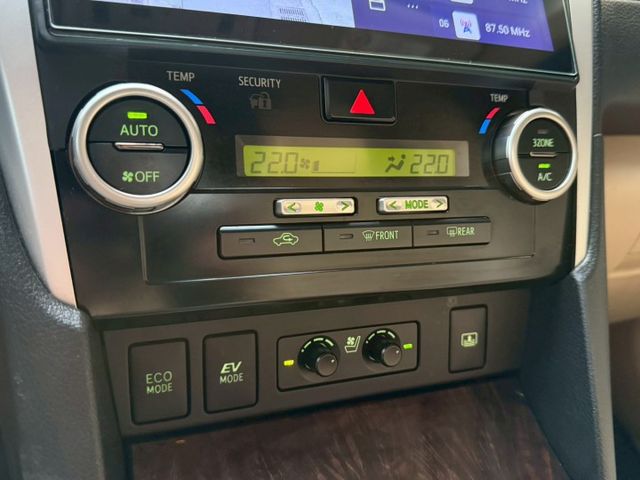 CAMRY Q版 改裝安卓機及360環景系統 I-KEY 摸門 雙前電動通風椅 抬顯 後座遮陽簾 電池健康 屏東中古車  第16張相片