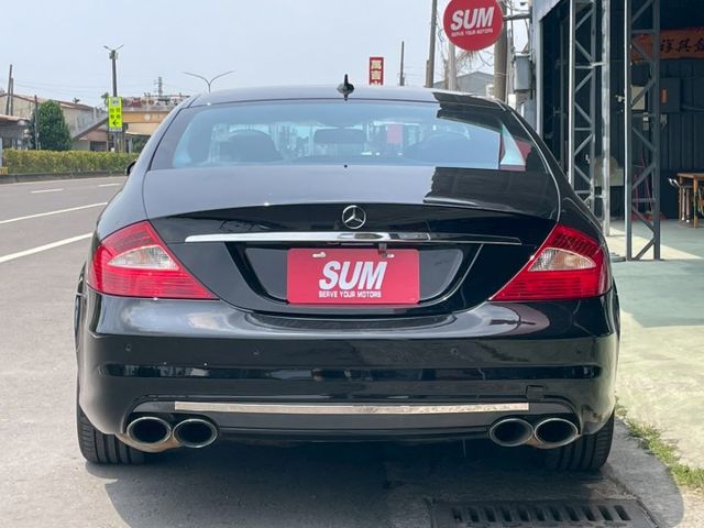 W219 CLS 550 AMG 定速 倒車顯影 多功能方向盤 恆溫空調 電動尾門  天窗 屏東進口車推薦：汶松國際汽車  第5張相片