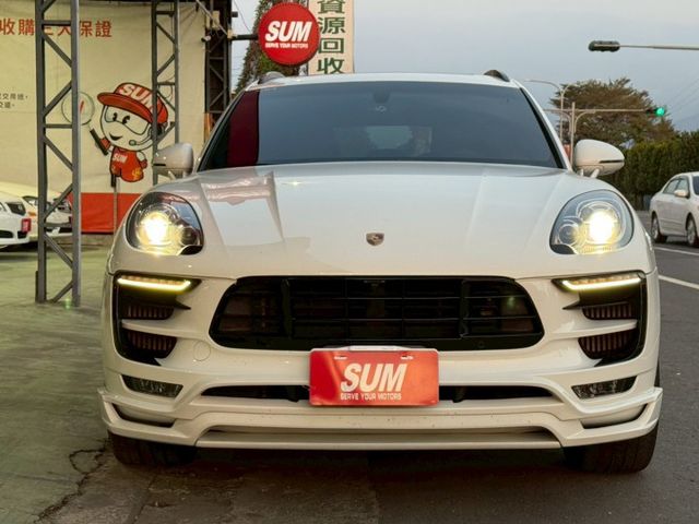 MACAN S 空力套件 定速  電動記憶座椅 跑計 環景系統 BOSE音響 屏東進口車推薦:汶松國際汽車  第4張相片