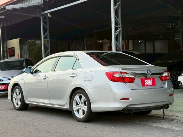 CAMRY Q版 改裝安卓機及360環景系統 I-KEY 摸門 雙前電動通風椅 抬顯 後座遮陽簾 電池健康 屏東中古車  第3張相片