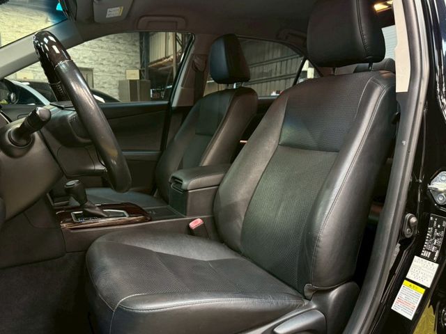 CAMRY 低里程 摸門 I-KEY 定速 方向快控 倒車顯影 前後雷達輔助 循跡防滑 屏東中古車推薦:汶松國際汽車  第8張相片