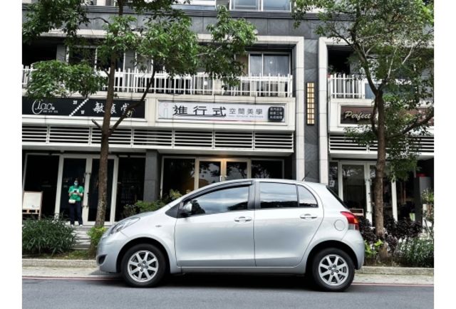 2014 TOYOTA YARIS E版  第2張相片