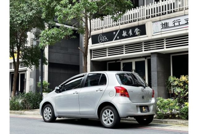 2014 TOYOTA YARIS E版  第5張相片
