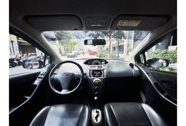 2014 TOYOTA YARIS E版  第7張相片