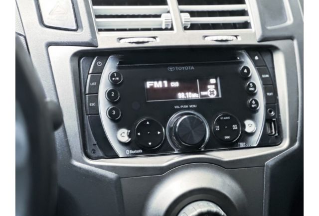 2014 TOYOTA YARIS E版  第10張相片