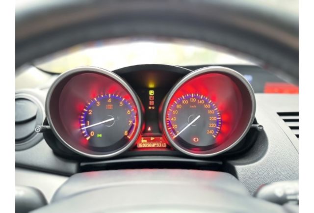 2011 Mazda3  第12張相片